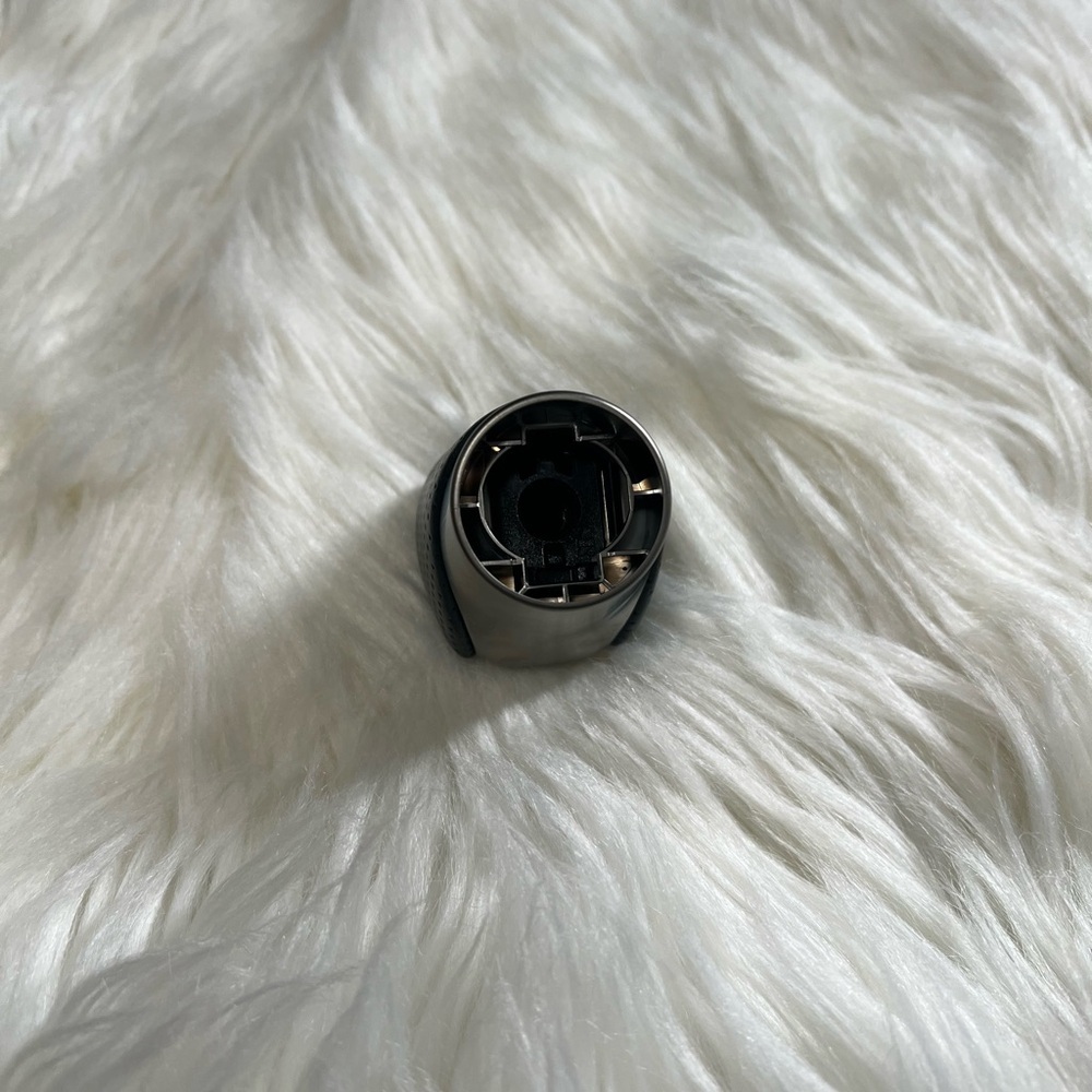 Lexus RC 200t Original Shift Knob - Picture 5 of 5